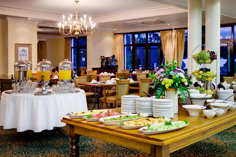 Protea Hotel By Marriott George King George Exterior foto