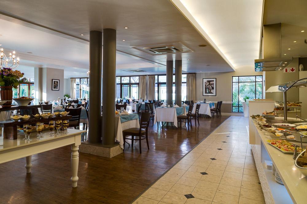 Protea Hotel By Marriott George King George Exterior foto