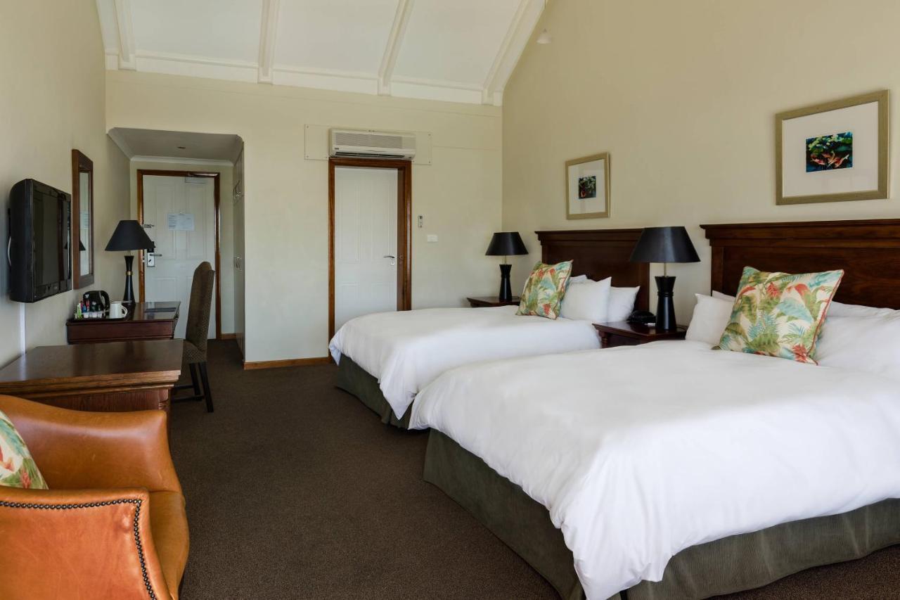 Protea Hotel By Marriott George King George Exterior foto